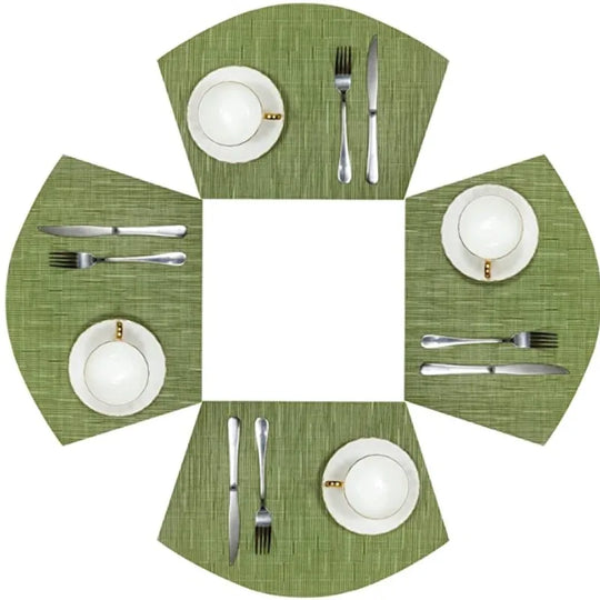 Set of 4 Round Woven Vinyl Placemats – Heat Resistant Non-Slip Table Mats for Indoor &amp; Outdoor Use - lafenora