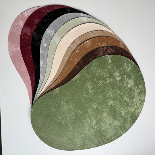 4-Pack Cashew-Shaped Faux Leather Placemats 40×30cm Heat-Resistant &amp; Waterproof - lafenora